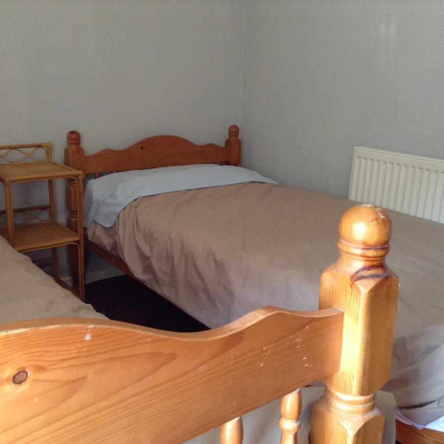 Pantyrathro International Hostel Carmarthen Ngoại thất bức ảnh