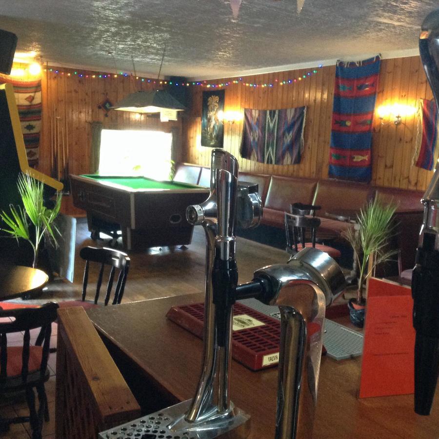 Pantyrathro International Hostel Carmarthen Ngoại thất bức ảnh